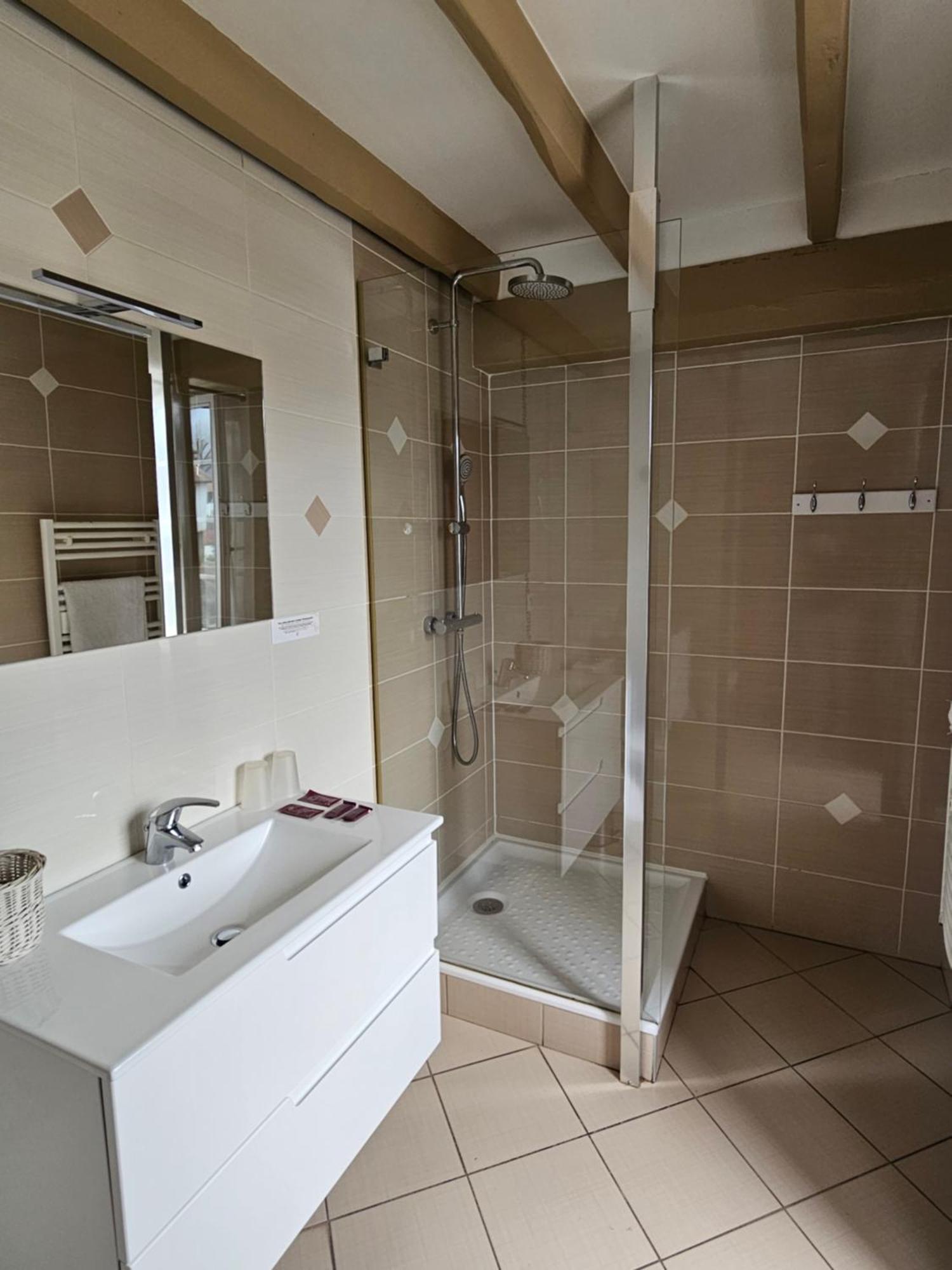 Hotel Etchoinia Lasse (Pyrenees-Atlantiques) Quarto foto